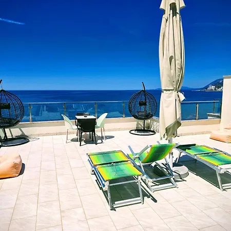 Apartman & Sea
