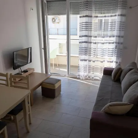 & Sea Apartamento Shëngjin