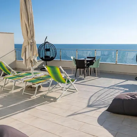 Apartman & Sea